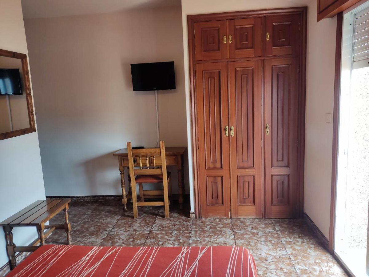 Hostal Las Vegas Cangas do Morrazo Luaran gambar