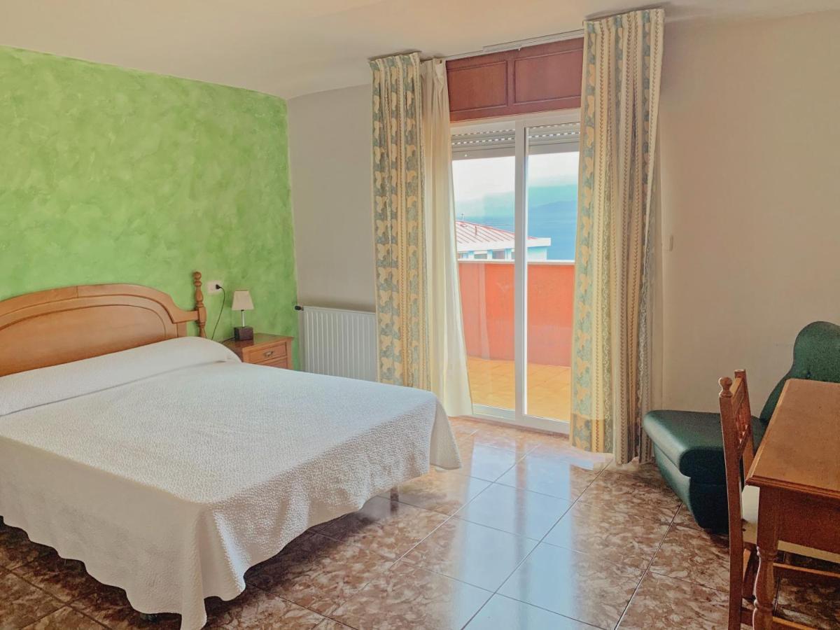 Hostal Las Vegas Cangas do Morrazo Luaran gambar